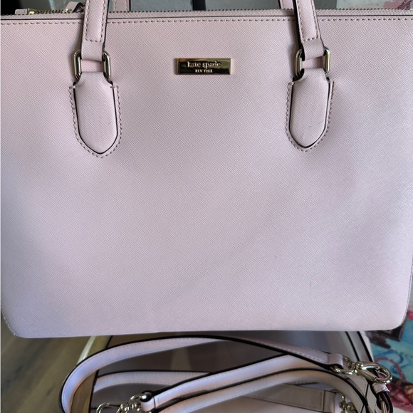 EUC Kate Spade Tote with Detachable Strap - Picture 9 of 9